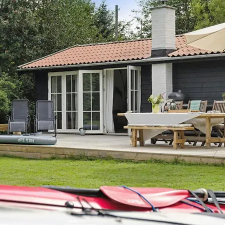 The Small Oasis With Vibes In *